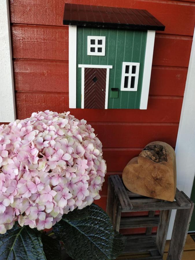 Ferienwohnung Kleiner Onkel ウールディンゲン・ミュールホーフェン エクステリア 写真
