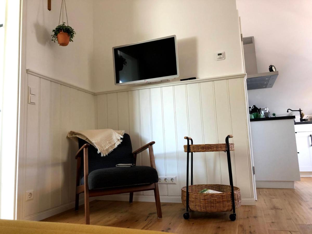 Ferienwohnung Kleiner Onkel ウールディンゲン・ミュールホーフェン エクステリア 写真